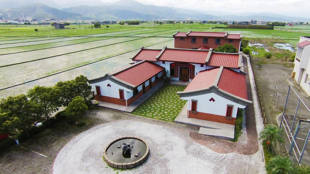 Free House B&B Suao Luaran gambar